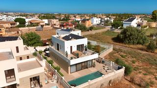 Mas à Verger (el). Villa de obra nueva de estilo cúbico  el verger