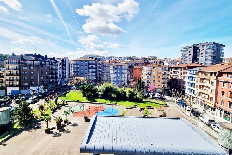 Foto e0abbd6c-2323-42d9-a411-ce257c1b9ec1. Pis a Centro Errenteria