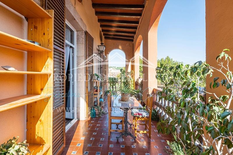 Foto aef814e9-d4ee-417d-a27f-8d6d2ecd4cb5. Bauernhof in passeig de la riera 40 in Teià