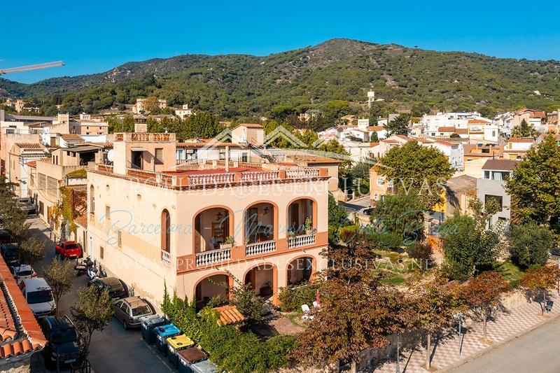 Foto c9e122b6-2510-4462-a7d5-d26c4b63a13c. Bauernhof in passeig de la riera 40 in Teià