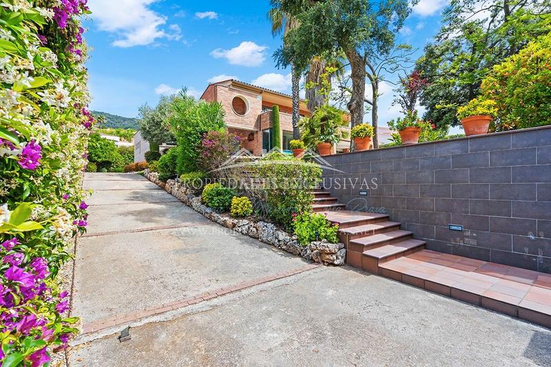 Foto 4433b9b7-b849-4b2b-9e15-072c22d8da65. Chalet dans carrer ramon llull 29 dans Teià