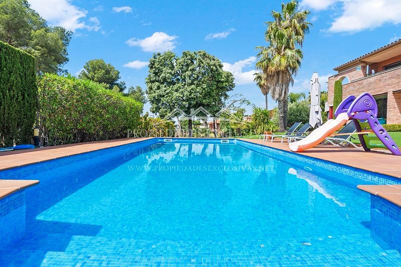 Foto 4889d272-a889-47f6-bc7f-aed3878ff7fe. Chalet dans carrer ramon llull 29 dans Teià