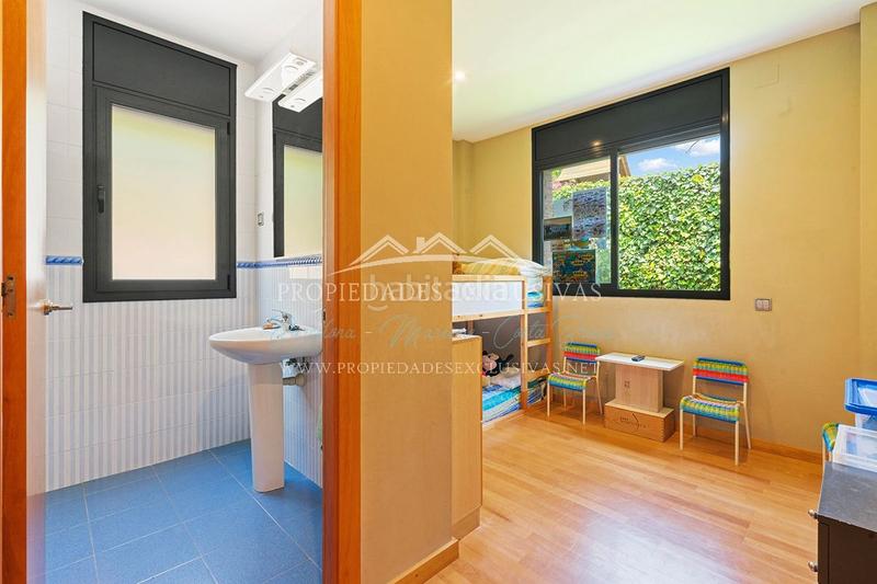 Foto 5033e01d-c4a1-46ac-a27b-72d69ba3455f. Chalet dans carrer ramon llull 29 dans Teià