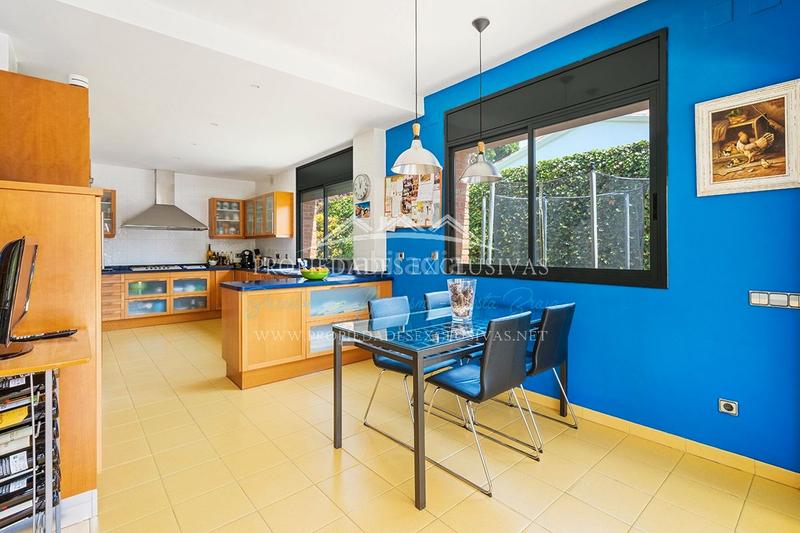 Foto b2b4d269-664e-4e1f-967d-913717edf3c9. Chalet dans carrer ramon llull 29 dans Teià