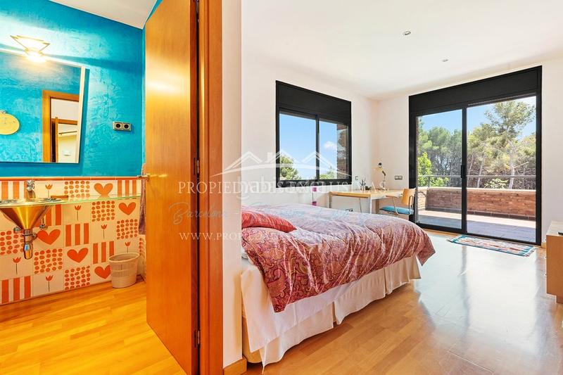 Foto bde6206b-6fc7-4269-8422-56fdb4e8c90c. Chalet dans carrer ramon llull 29 dans Teià