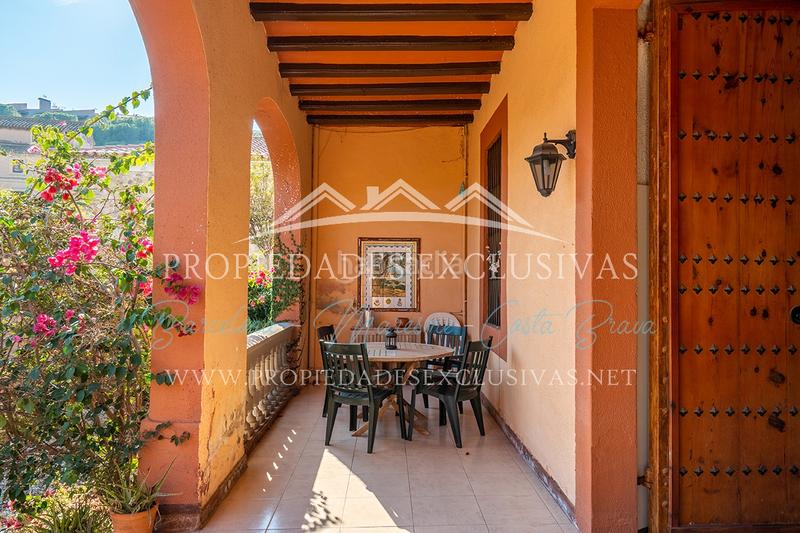 Foto b5e0ee01-3374-4a5a-94b3-8b4646d4a3f7. Chalet in passeig de la riera 51 in Teià