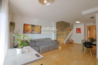 Zweistckige Wohnung in Carrer de l'alguer 40. Espacioso y muy luminoso dplex, con mucho espacio exterior