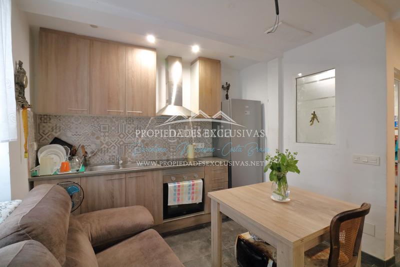 Foto 4acb727c-81a9-418a-b64f-428b5dd7901c. Masia a carrer mare de déu del carme 72 a Centre Masnou (El)