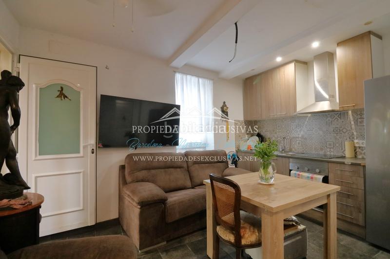 Foto b0f3eda7-8423-4c15-b45c-9864c146558a. Masia a carrer mare de déu del carme 72 a Centre Masnou (El)