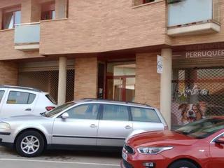 Business premise in De la cooperativa. Excelente oportunidad comercial en roda de ter!