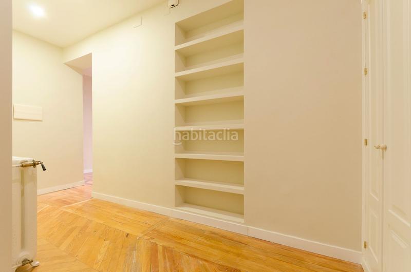 Foto 495d2275-a2ca-40e8-8318-e0d377e05bc4. Location appartement dans calle de el españoleto 16 dans Madrid