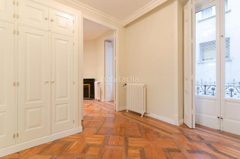 Foto c40d2cc7-2c16-4526-aa67-4ea8e4dd091a. Location appartement dans calle de el españoleto 16 dans Madrid
