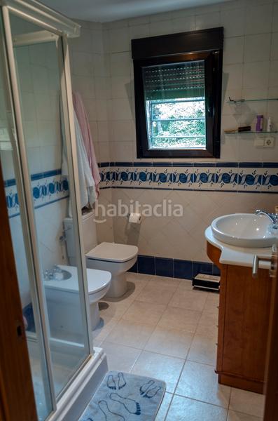 Foto 6b6fa556-d4f7-4764-bb18-1f35bd81893e. Masia amb xemeneia piscina a Adrada (La)