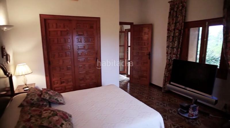 Foto 16ef882b-aa63-4cc8-b282-4d65a3f3437d. Masia amb xemeneia calefacció aparcament piscina a Gandia