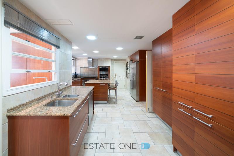 Foto 3ad957fe-3a9d-4315-a541-9f074926b60d. Alquiler ático impresionante ático-duplex en Nueva España Madrid