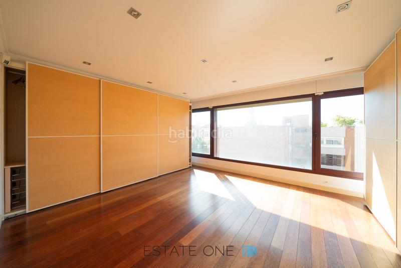 Foto 44ae3036-f995-4372-8f32-b7135769ea90. Alquiler ático impresionante ático-duplex en Nueva España Madrid