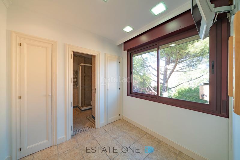 Foto 54b6402a-a7d3-40c0-8e94-a859fcb9a43a. Alquiler ático impresionante ático-duplex en Nueva España Madrid