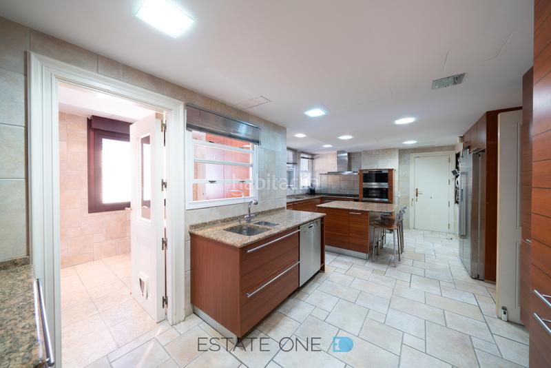 Foto 92909c40-4b7c-470c-9a34-7023d4241d30. Alquiler ático impresionante ático-duplex en Nueva España Madrid