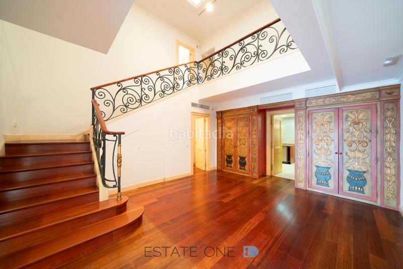 Foto 5b046819-8de3-46c1-97c2-da0bdad6511d. Lloguer àtic amb calefacció aparcament a Nueva España Madrid