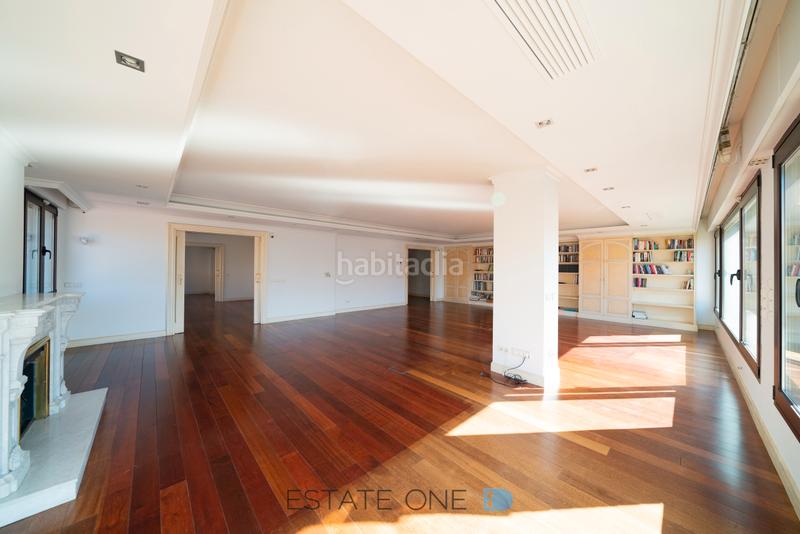 Foto e277d94d-9305-47c5-a244-4ae99a7bbceb. Miete dachwohnung mit heizung parking in Nueva España Madrid