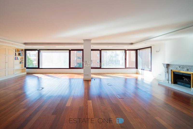 Foto 863f9dd5-204e-4486-9af8-5197a8a69122. Rent penthouse with heating parking in Nueva España Madrid