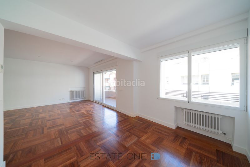 Foto 065f0d42-e280-49f6-ac3e-4a7dba733823. Lloguer pis amb calefacció aparcament a Almagro Madrid