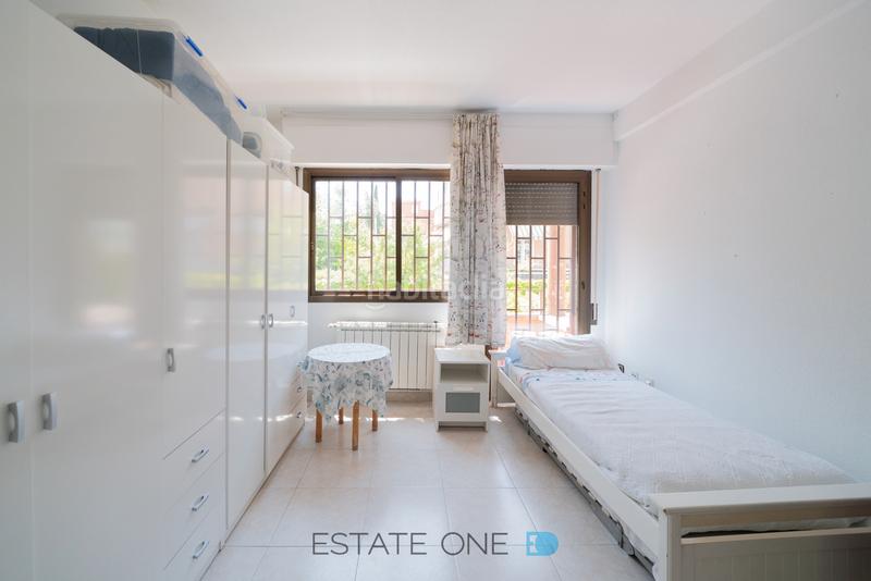 Foto 74f386ba-20e3-4f94-ad50-da06eecc5642. Casa bifamiliare con parcheggio in Conde Orgaz - Piovera Madrid
