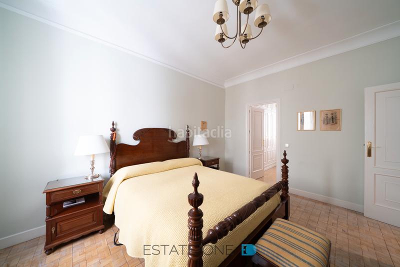 Foto 848fafcb-3a7a-4e60-a6ba-0f080f6ce531. Piso en Castellana Madrid