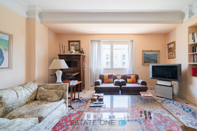 Foto a553780a-a4dd-4ddc-a515-910059d266e0. Piso en Castellana Madrid