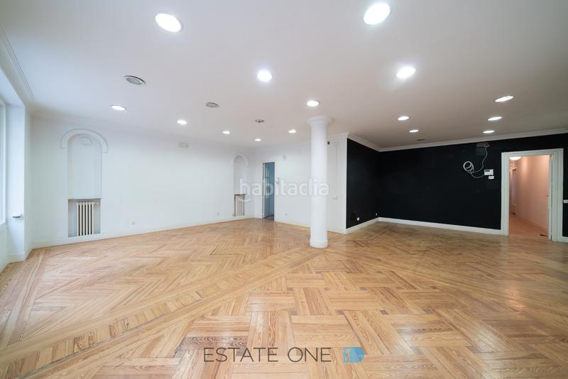 Foto 0133168d-96b1-4763-96c1-58276a50ca0b. Büro mit heizung in Recoletos Madrid
