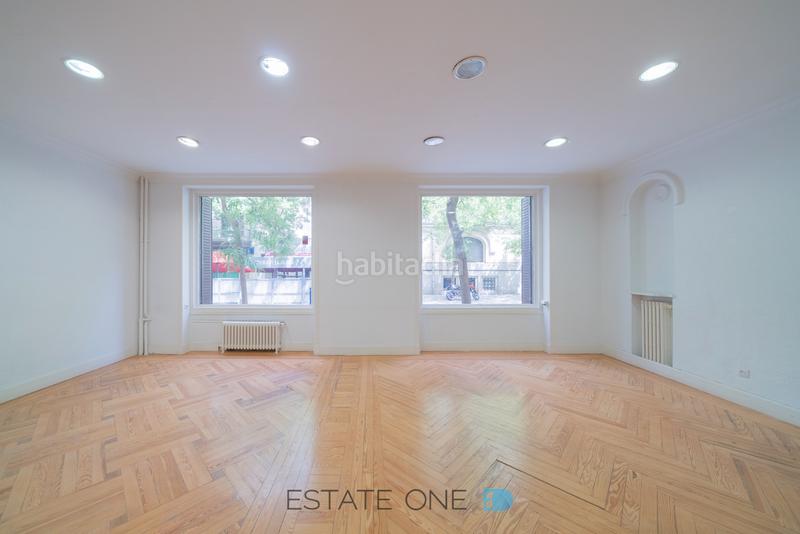 Foto 2de28c25-5df3-435a-8e5d-6a9bffb0b9a7. Oficina en Recoletos Madrid