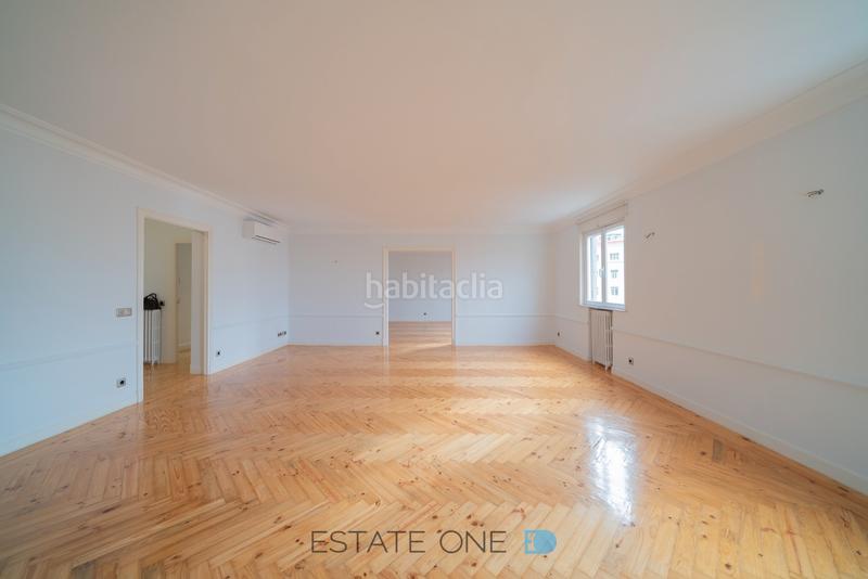 Foto 45fcf177-ed83-4a1b-9542-8a359d651d25. Affitto appartamento con riscaldamento in Recoletos Madrid