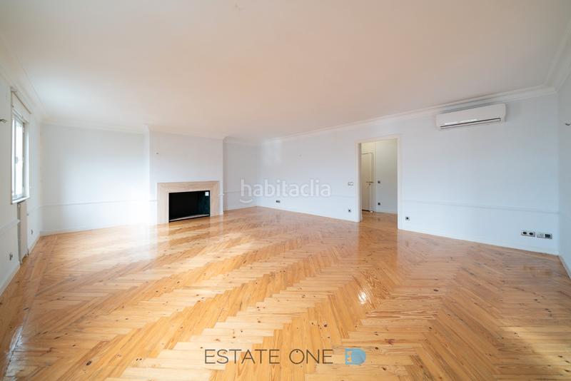 Foto 2e38fbd0-d3f7-407c-a87d-092d641cf386. Miete etagenwohnung mit heizung in Recoletos Madrid