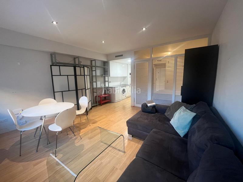 Foto 0d365bc4-3cb3-4f04-83a4-ada02f601551. Lloguer apartament amb calefacció piscina a Hispanoamérica-Bernabéu Madrid