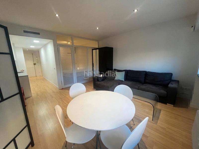 Foto f3b18347-bdb3-48ca-b1d6-6c24386311bb. Alquiler apartamento en Hispanoamérica-Bernabéu Madrid
