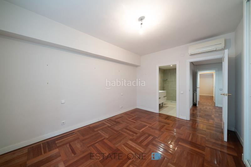 Foto 033d8cde-c4bd-47a8-ab0e-5c4b610cce02. Appartement avec chauffage dans Almagro Madrid