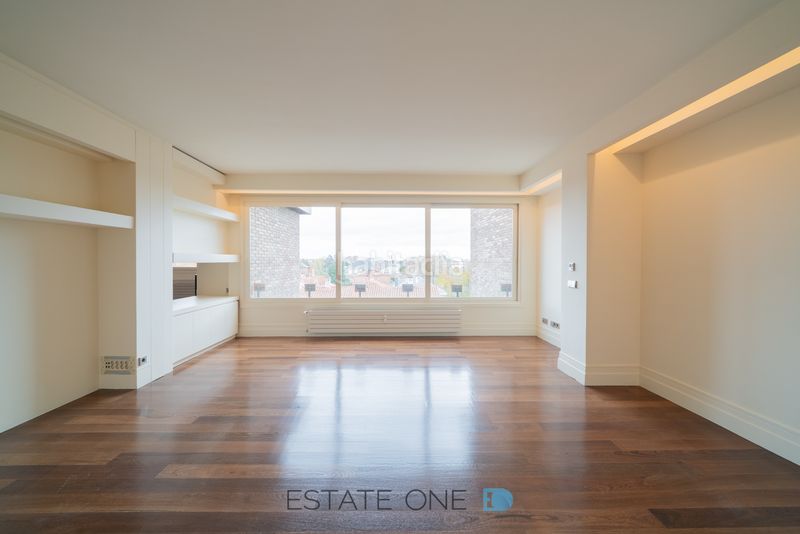Foto 0daea1c8-24cf-43ea-8189-9e503a9300ec. Location duplex avec cheminée chauffage piscine dans Madrid