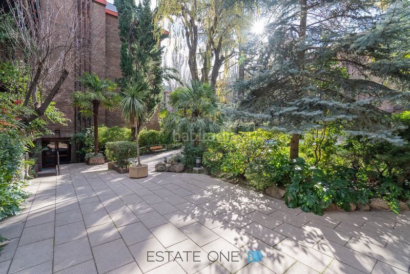 Foto 99bcb37f-aafa-45a3-9071-0ea8b9287d28. Location duplex avec cheminée chauffage piscine dans Madrid