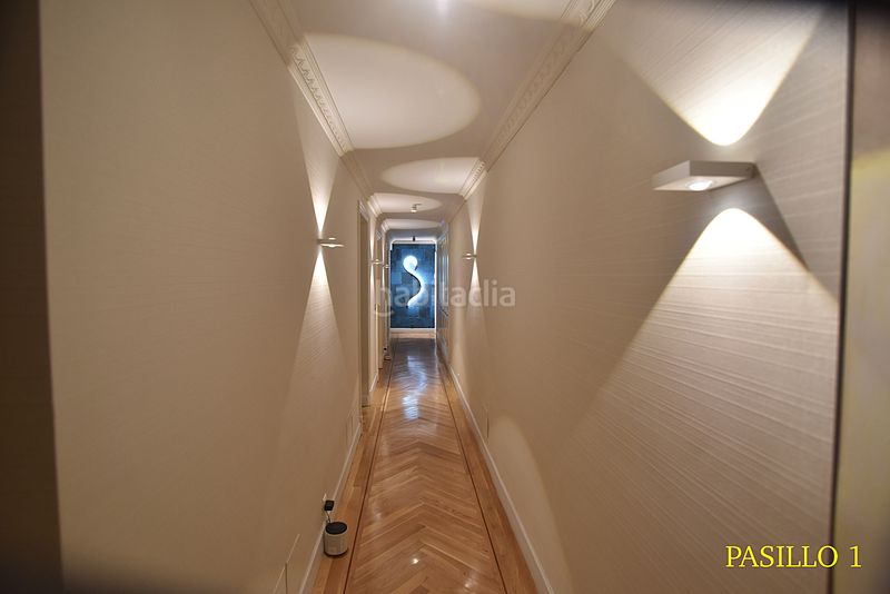 Foto d4ef759c-63d7-49df-a063-0b21d93f03b1. Pis amb aparcament a Almagro Madrid