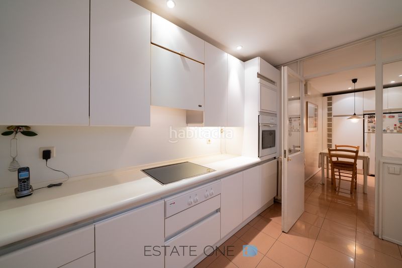 Foto 1f27a4a4-3f7d-41fa-b929-356e6f407529. Flat with heating parking in Lista Madrid