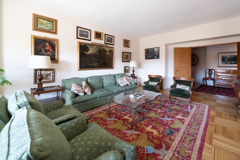 Foto ae0ba41c-4c44-4ebc-bf31-3f4ec3e78238. Flat with heating parking in Lista Madrid