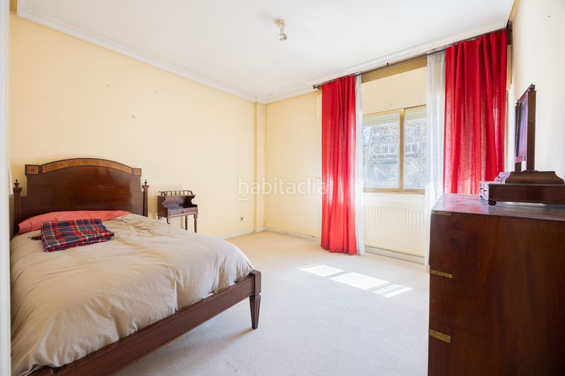 Foto 5cb09374-8001-489c-9257-0d938b48d483. Chalet en Fuentelarreina Madrid