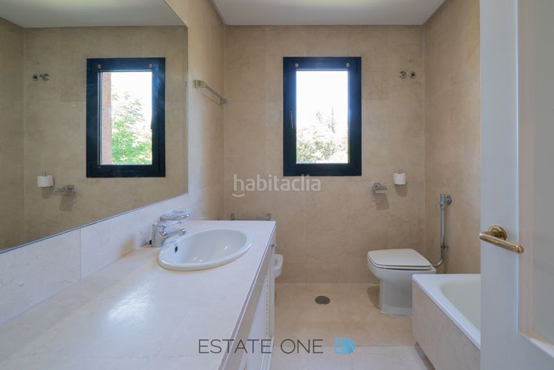 Foto b4c2055e-3993-4462-9e73-ba17c9fec6fd. Alquiler chalet en Somosaguas Pozuelo de Alarcón