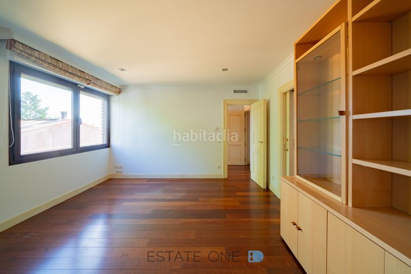Foto d9140e1f-7397-41cc-85a8-a98a0a405241. Ático en Nueva España Madrid