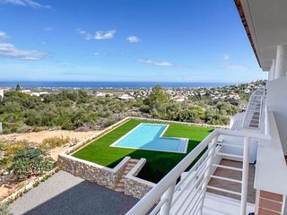 �tico en Pego. Fant�stico apartamento de obra nueva con vistas abiertas al mar.