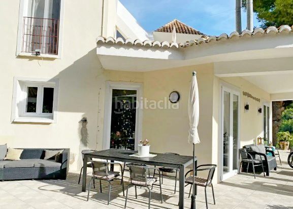 Foto 164a73b8-3737-4300-a531-514f607e7aed. Casa amb calefacció piscina a Altea la vella Altea