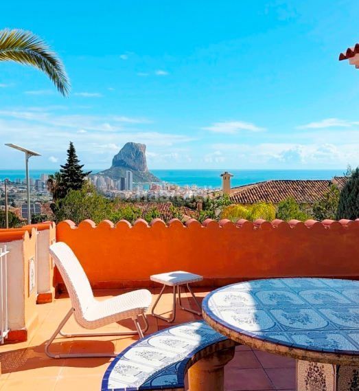Foto a174b7cb-dc7f-42cb-b3c0-d3d9c32f8cca. Casa amb calefacció piscina a Oltamar - Cucarres Calp