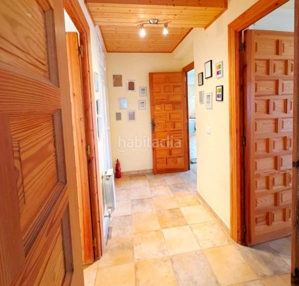 Foto f2da7b7a-3e98-40bb-a78e-ac250e266786. Casa amb calefacció piscina a Oltamar - Cucarres Calp