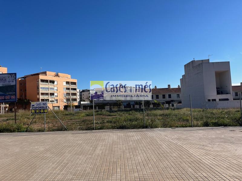 Foto f8766b4b-8dc2-45fa-92c6-77940560d34a. Residential plot in Centro-El Castillo Sagunt