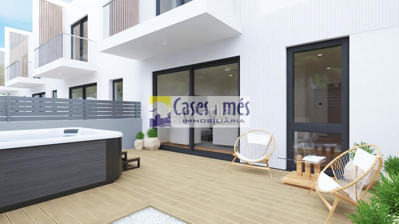 Foto 0e65a4da-e28f-4bab-80e5-c2c9559fa1a5. Casa adossada amb aparcament a Rafelbunyol
